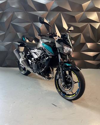 KAWASAKI Z400 KAWASAKI Z400